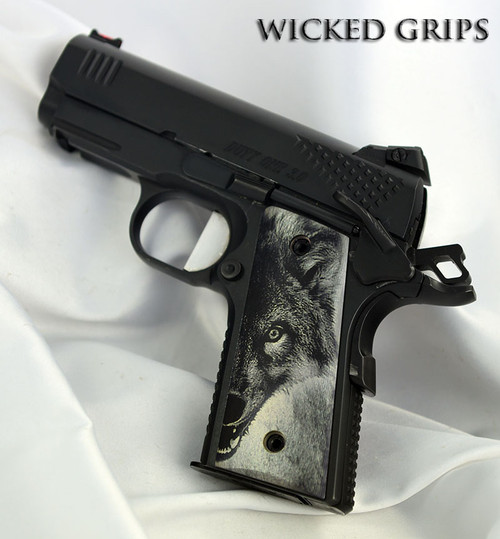 CUSTOM THIN 1911 OFFICERS COMPACT PISTOL GRIPS WOLF