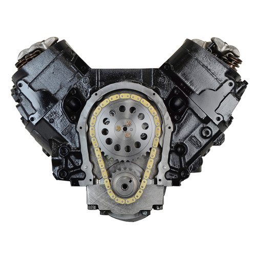 Remanufactured 8.2L Marine Longblock. Front view. Remanufactured 8.2L Marine Longblock. Front view.