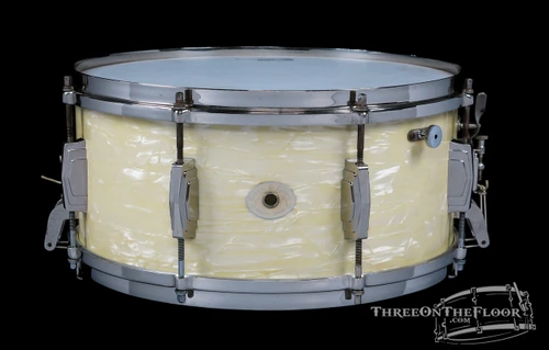 1947 Ludwig & Ludwig Standard Model Snare : 6.5 x 14 **SOLD**