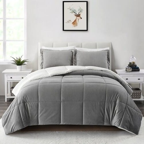 King Plush Microfiber Reversible Comforter Set in Grey Q280-GRKI1042