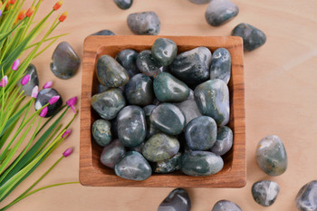 1 Moss Agate Tumbled Healing stone 1 Moss Agate Tumbled Healing stone