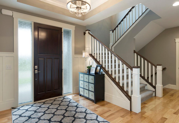 4 Tips for Improving Your Entryway