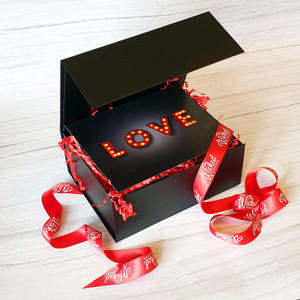 Luxury Valentine's Gift Packaging (Black)