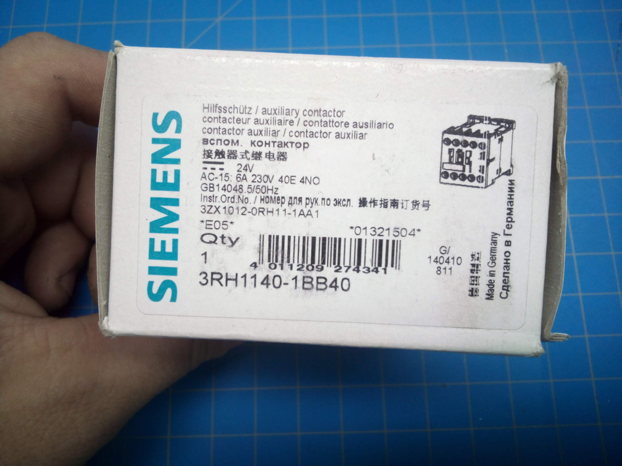 Siemens Auxiliary Contractor 3RH1140-1BB40 - P01-000145