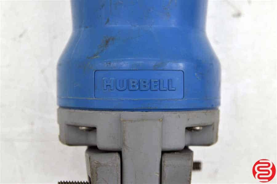 Hubbell HBL3100P6W AC Plug IEC60309 3100P6W Male IEC 309 Pin & Sleeve