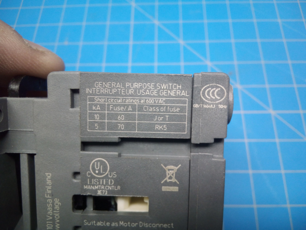 ABB OT40FT3 Disconnect Switch - P02-000402