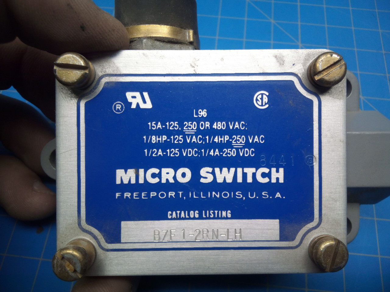 MIcro Switch BZF 1-2RN-LH - P02-000440