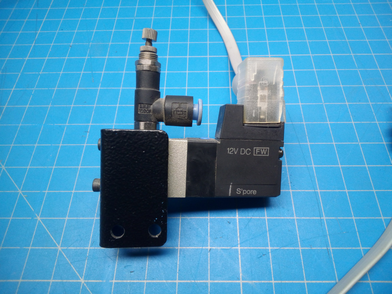 SMC VZ212-4LZ-M5 valve solenoid body ported, VZ200 SOL VALVE 3-PORT VZ212-4LZ-M5 P02-000863