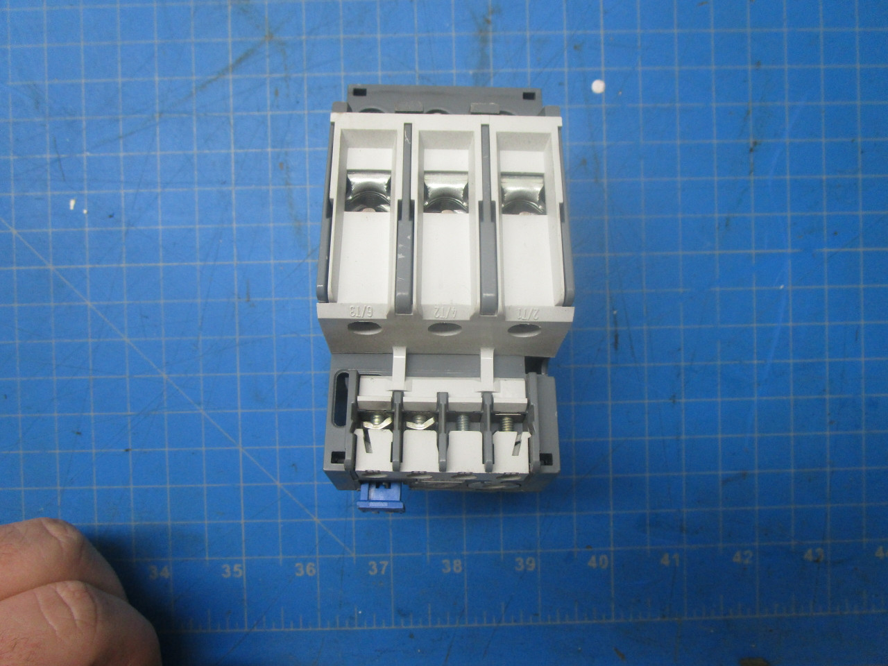 ABB thermal overload relay TA75DU-32M 22-32A P02-001097