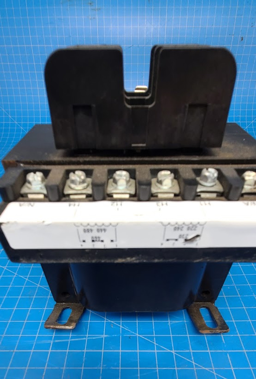 Cutler-Hammer 500 VAC 240/480 to 120 Control Transformer C0500E2AFB