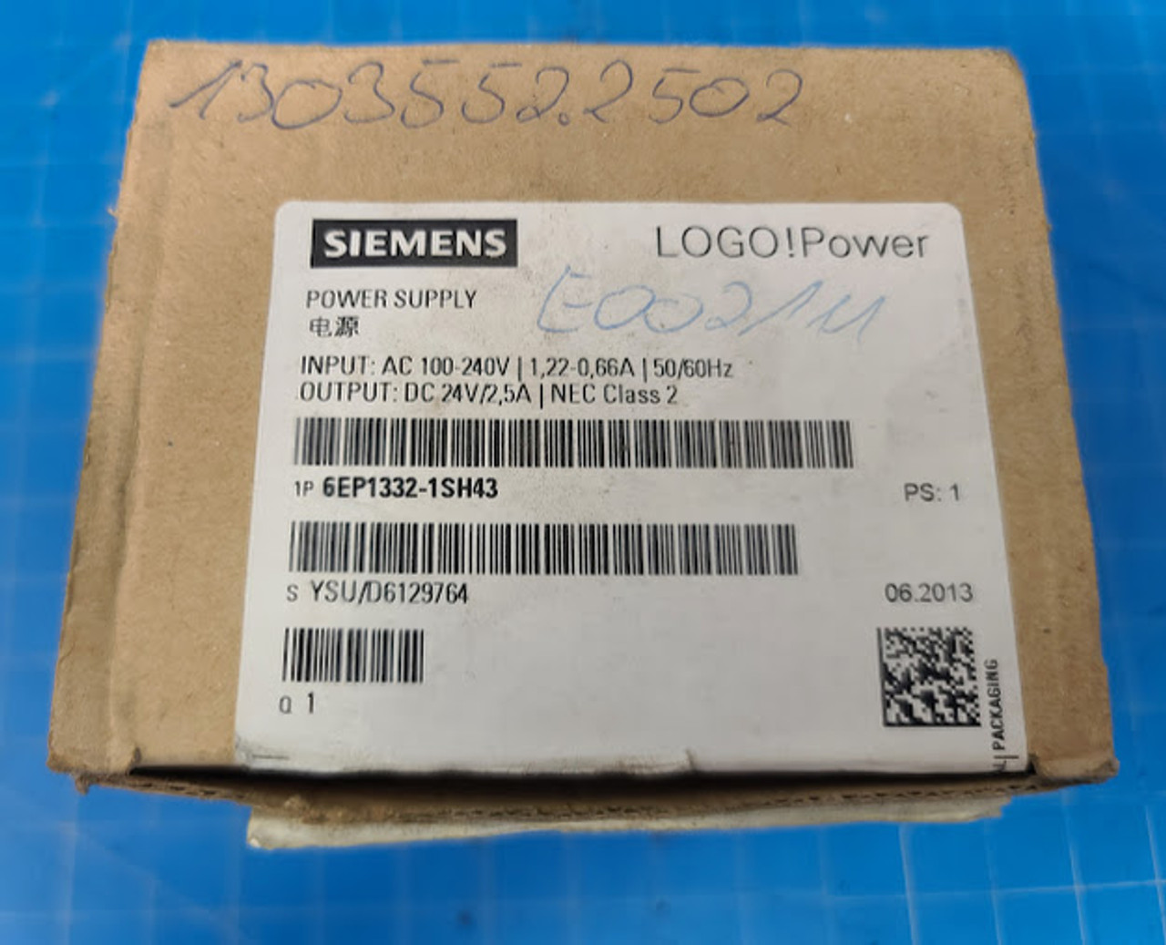 Siemens LOGO! 24 VDC Output 2.5 Amp Power Supply 6EP1332-1SH43