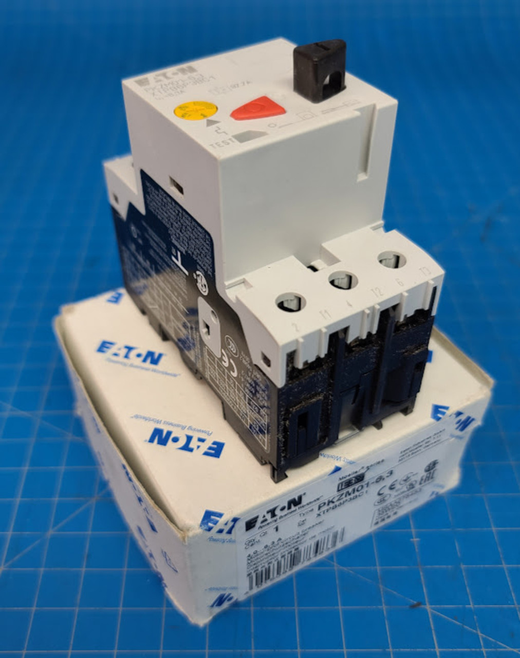 Eaton 4-6.3 Amp Motor Starter Circuit Breaker PKZM01-6.3