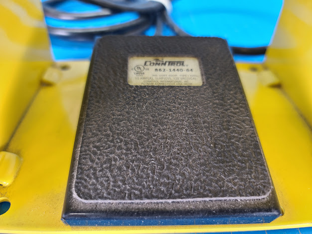Conntrol 10AMP 1/3HP 125VAC Foot Switch with Enclosure 862-1440-64