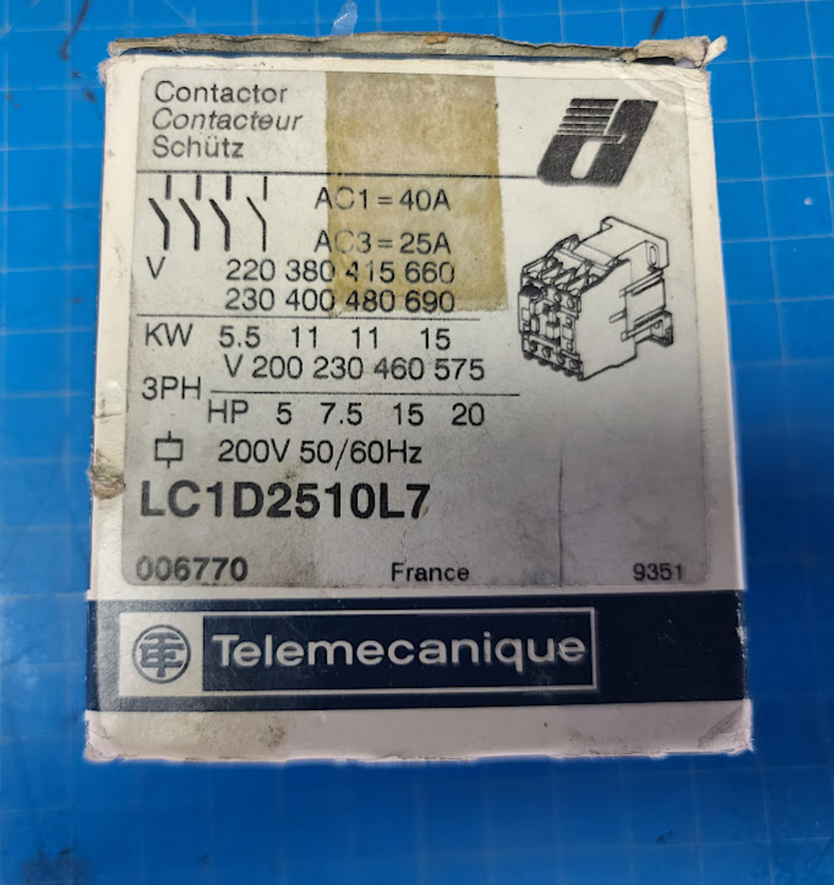 Telemecanique 40A 660V 200V Coil LC1D2510L7