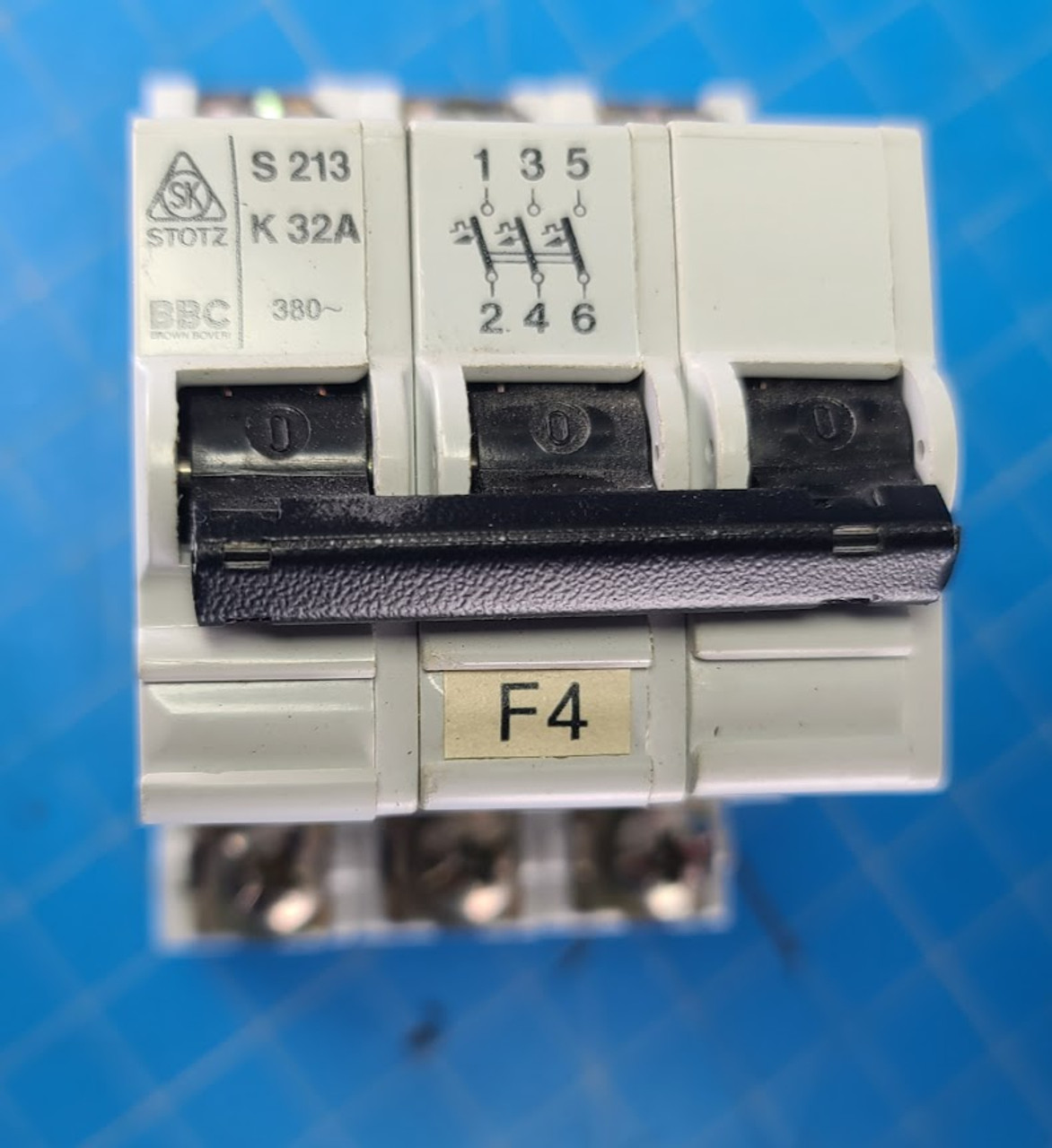 Stahl Folder Stotz 32A 380V 10KA Circuit Breaker S213K32
