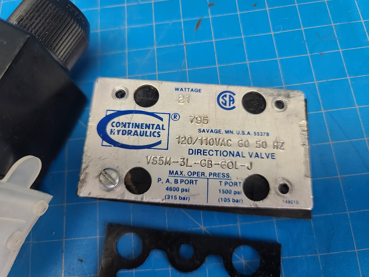 Continental Hydraulics 120/110 VAC Directional Control Valve VS5M-3L-GB-60L-J