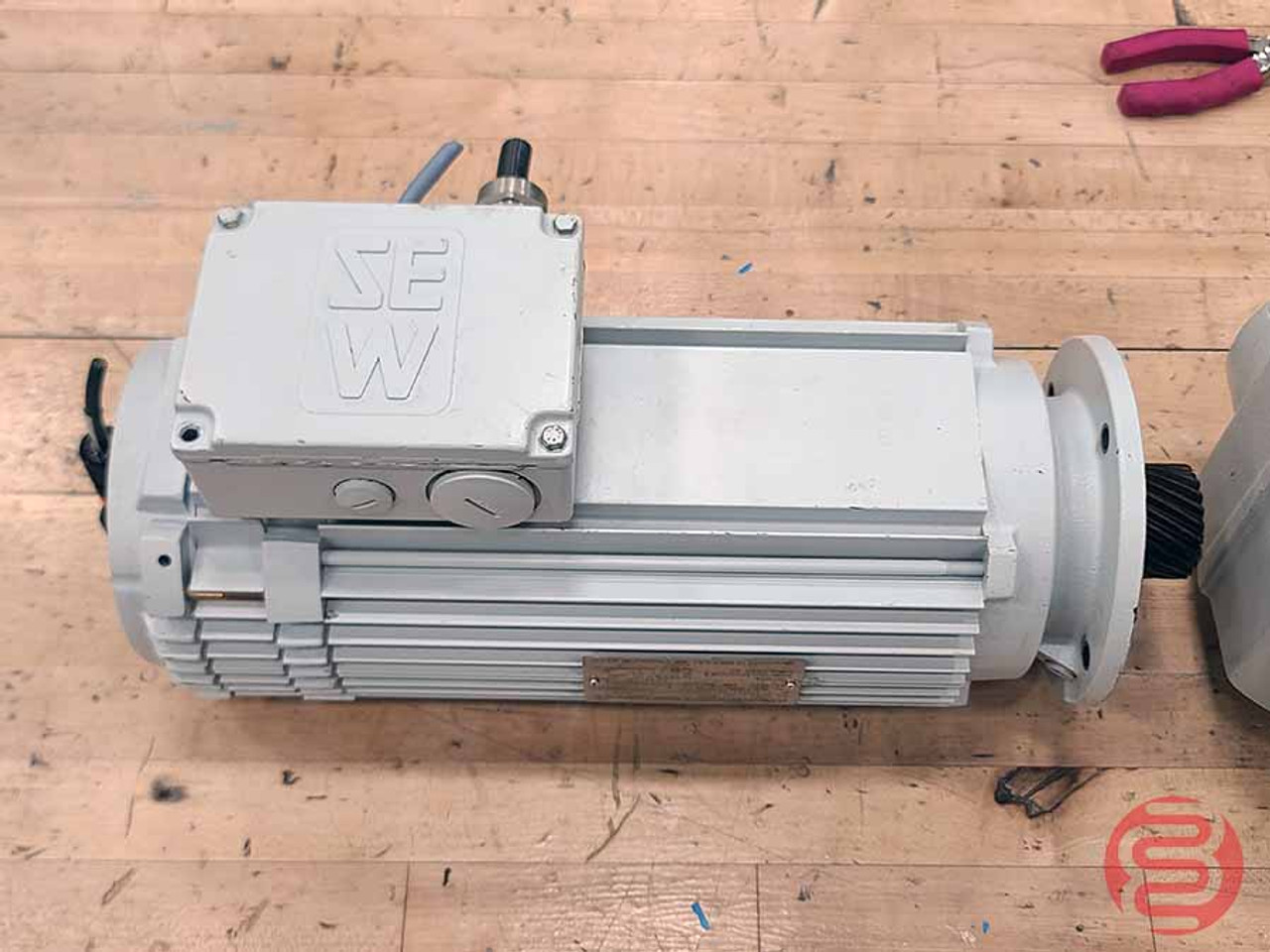 Sew-Eurodrive Separated Gear Motor KH67 DY90L/B/TH/VY
