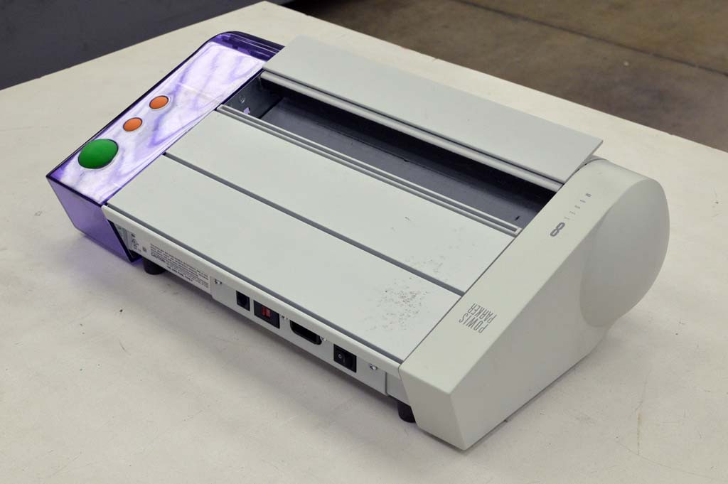 Powis Parker Fastback Model 8 Binder