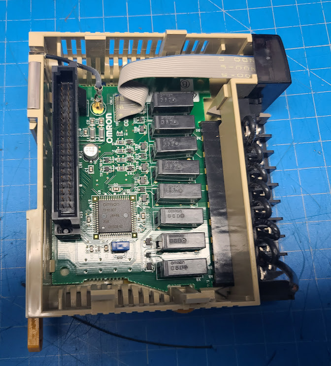 Omron Output Module 2A 24VDC CQM1-OC221