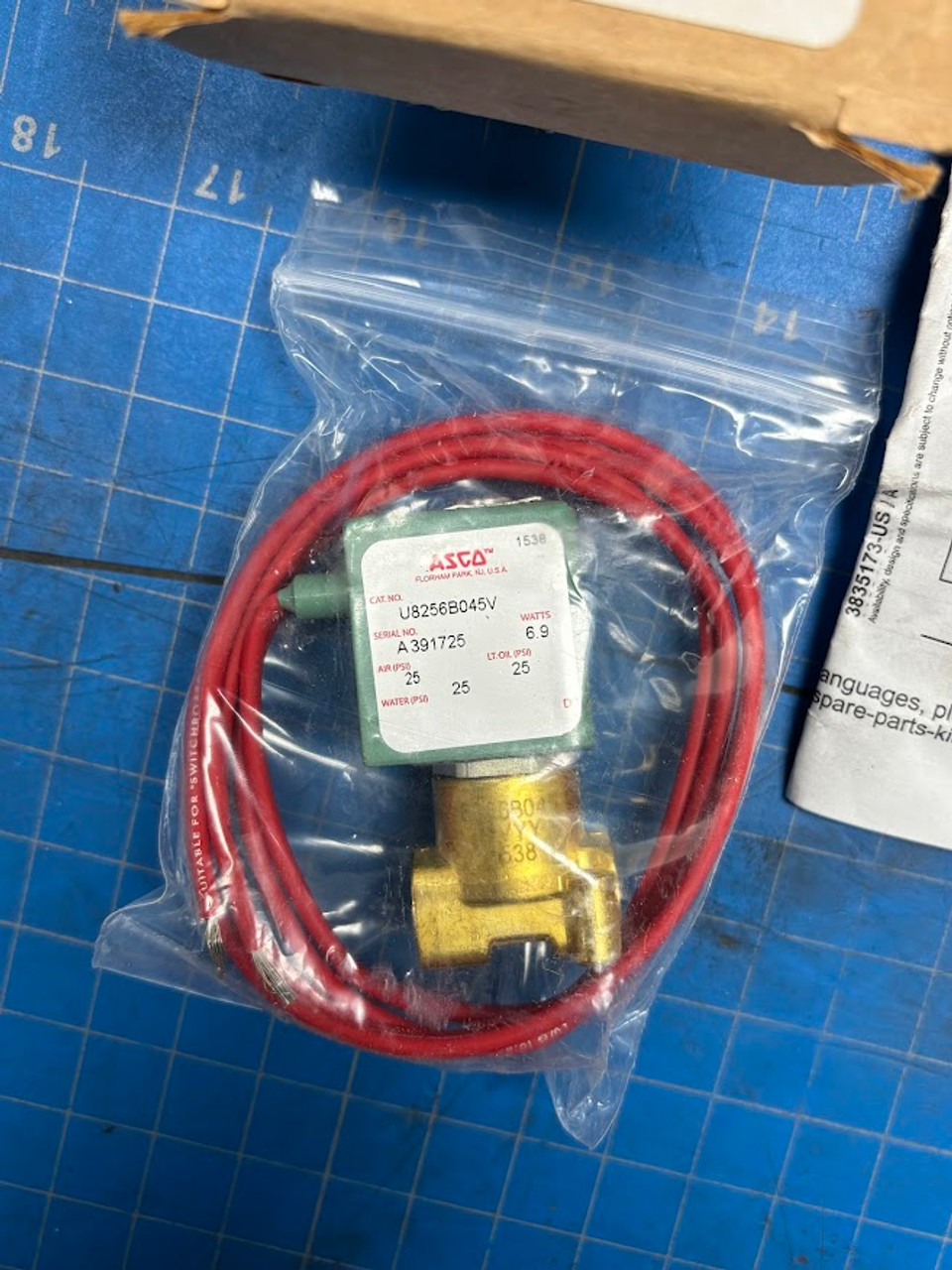 ASCO 1/8" Pipe 2-Way Normally Closed 24VDC Solenoid Valve U8256B045V