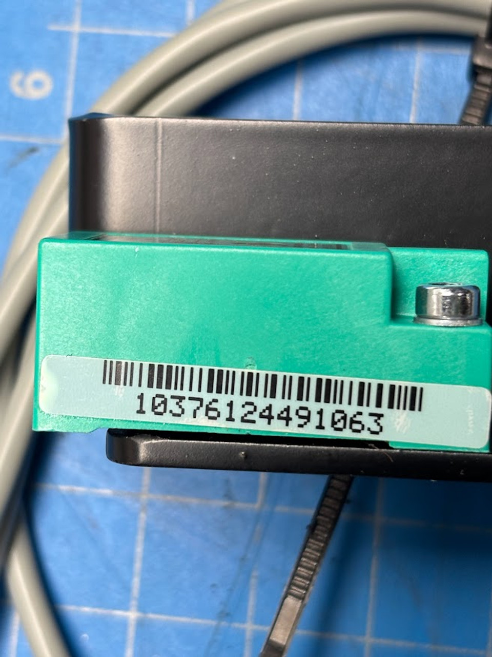 Pepperl + Fuchs Inductive Proximity Sensor NBB5-F9-E0
