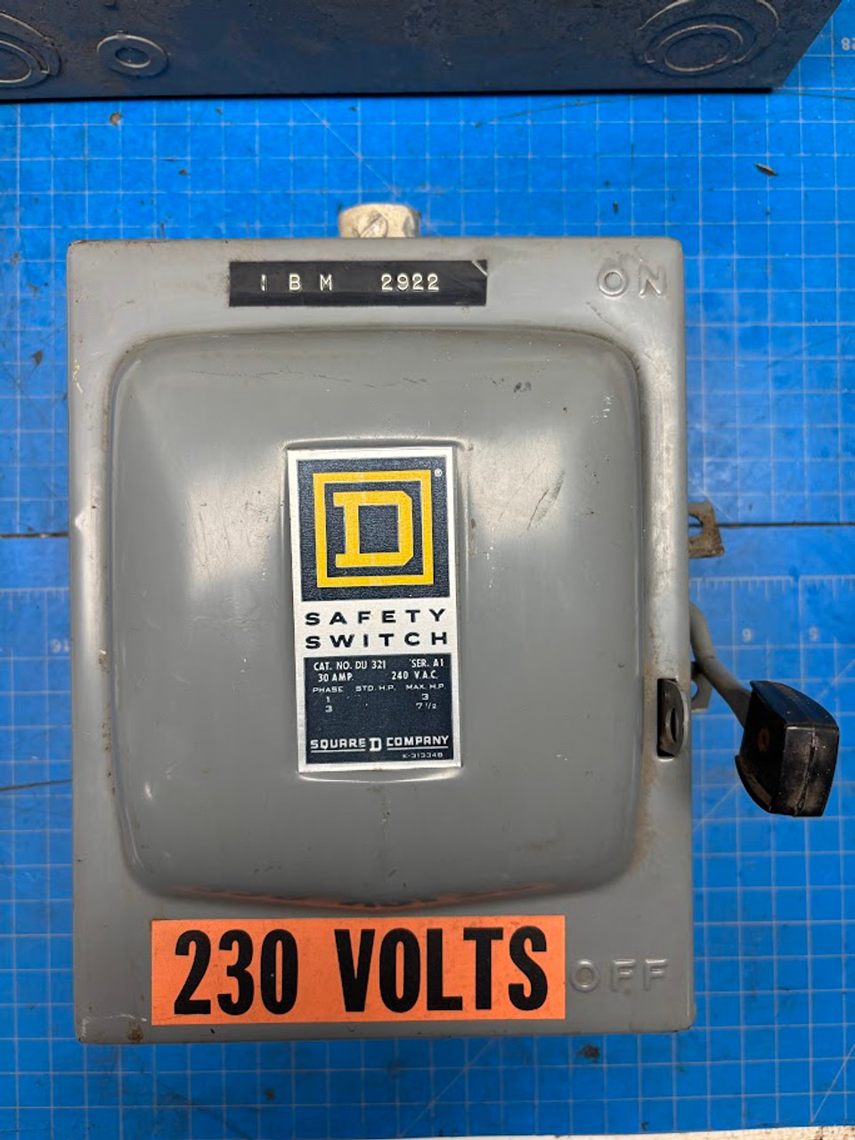 Square D Non-fusible 30a Amp 240v-ac 3p Disconnect Switch K-313304
