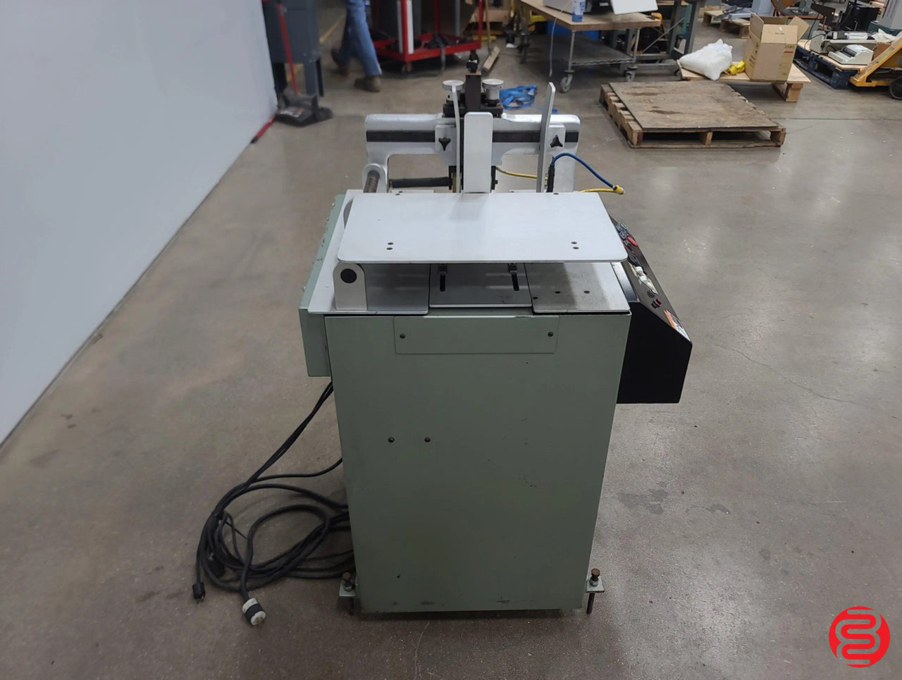 Kirk Rudy KR324M Shuttle Feeder