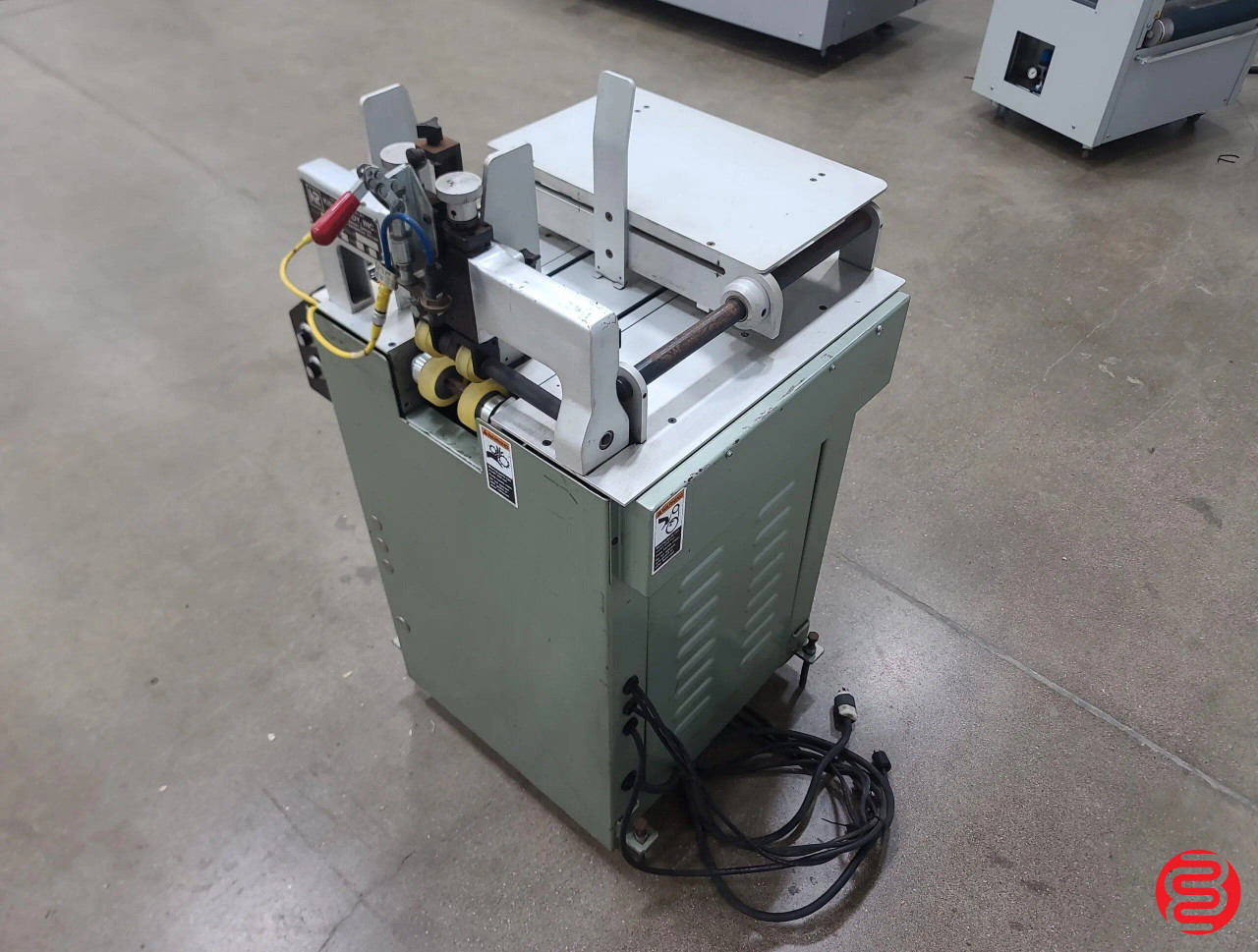 Kirk Rudy KR324M Shuttle Feeder