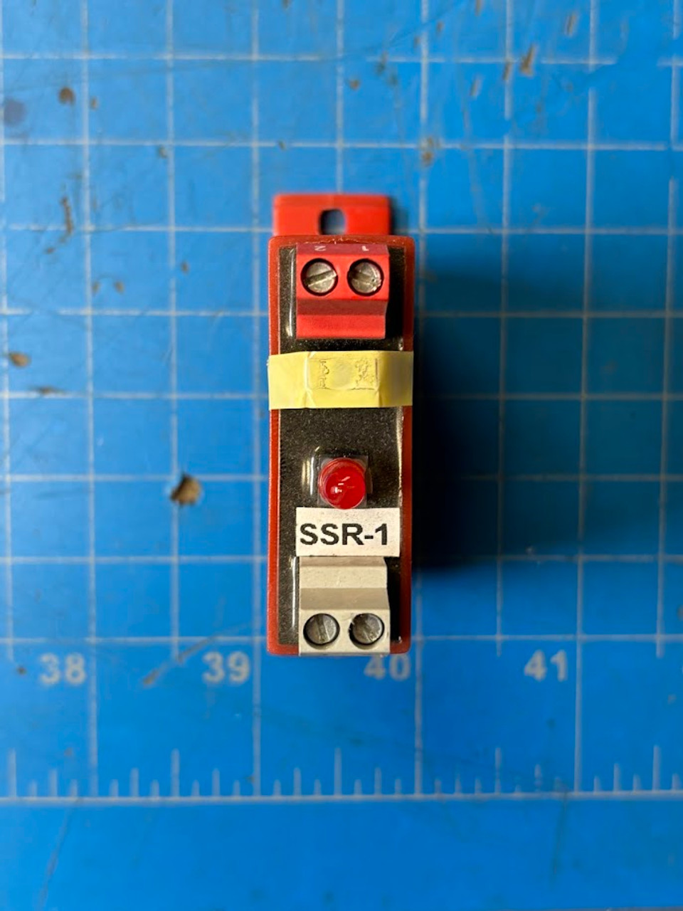 Crydom 18-32V PLC Rail Mount AC Output Relay Module DR-ODC24