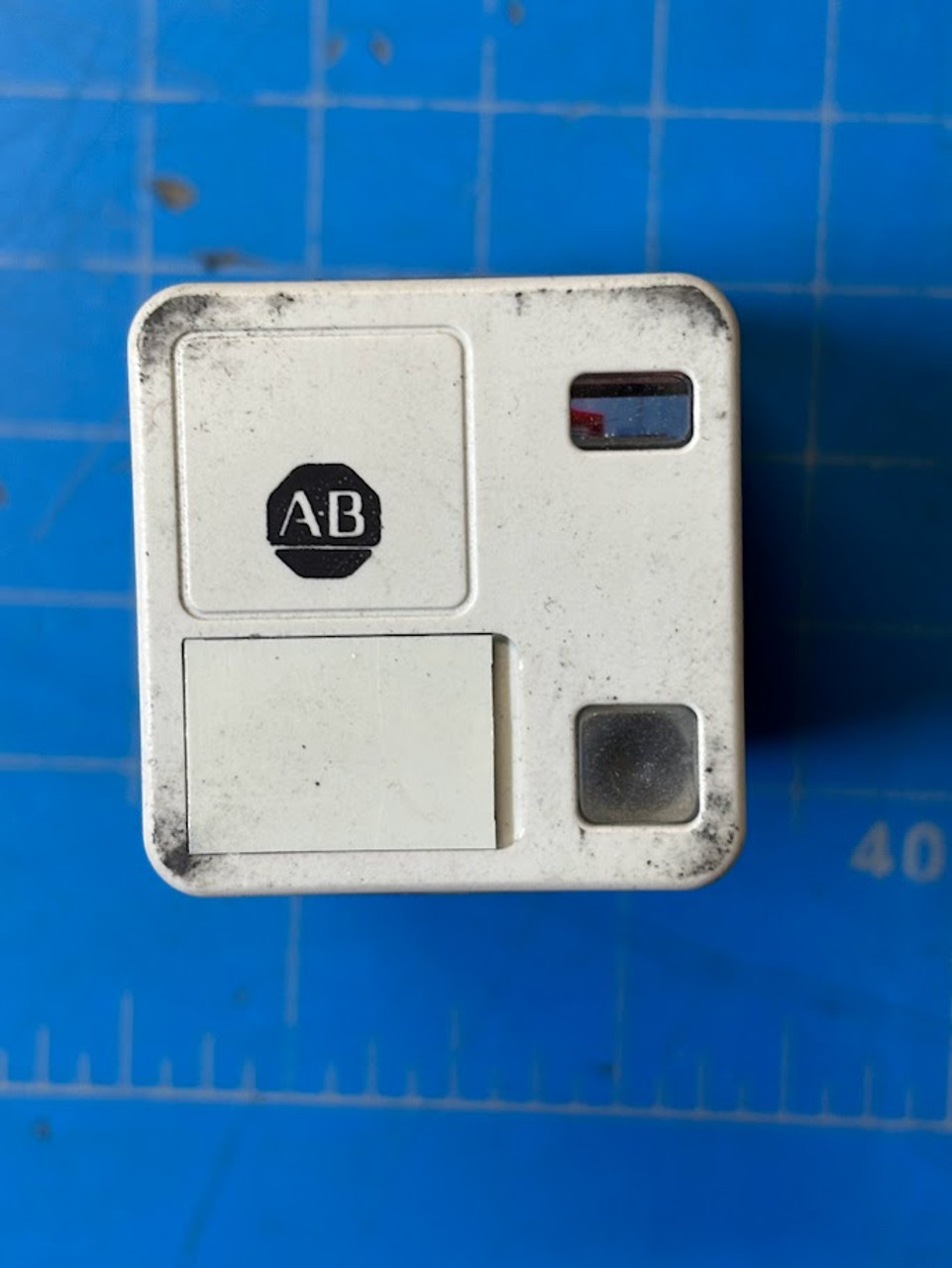 Allen Bradley 120VAC Relay 700-HB33A1