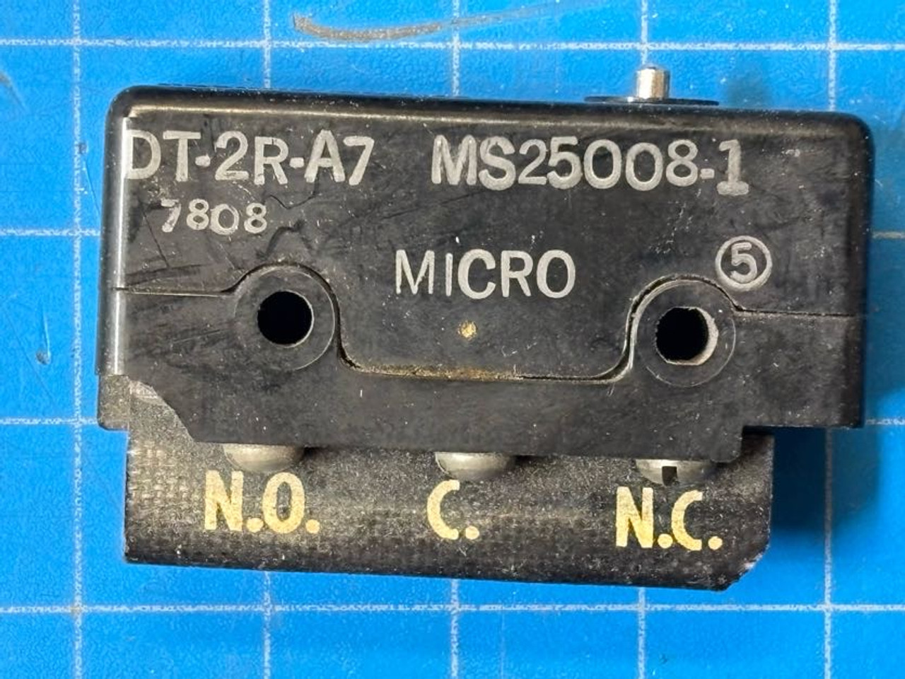 Honeywell 125V 10A Microswitch MS25008-1