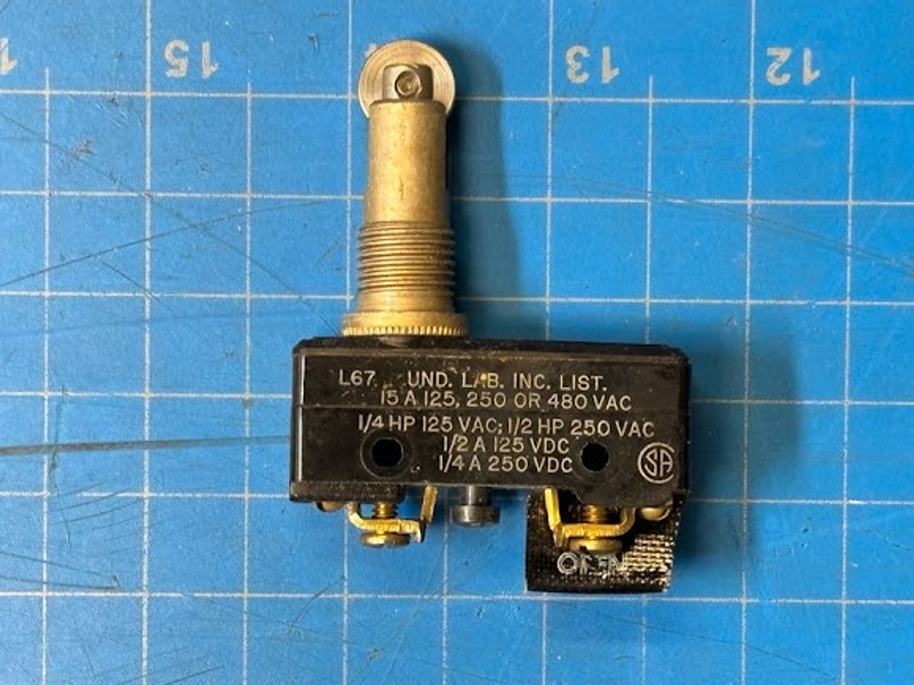 Honeywell 125V 15A Micro Limit Switch BZ-RQX784