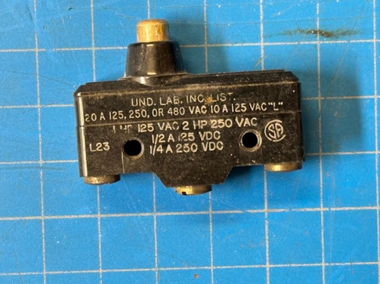 Honeywell 125V 20A Micro Limit Switch BA-2RB-A2
