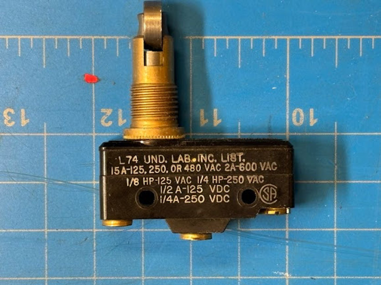 Honeywell 125VAC 15A Micro Limit Switch BZ-2RQ785