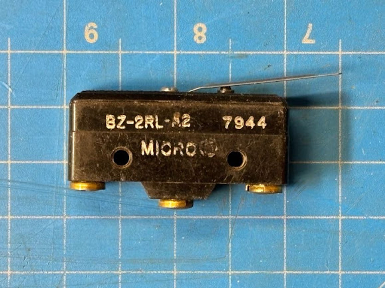 Honeywell 125VAC 15A Micro Limit Switch BZ-2RL-A2