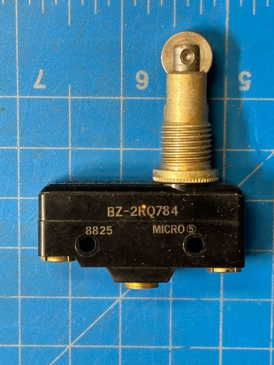 Honeywell 125VAC 15A Micro Limit Switch BZ-2RQ784
