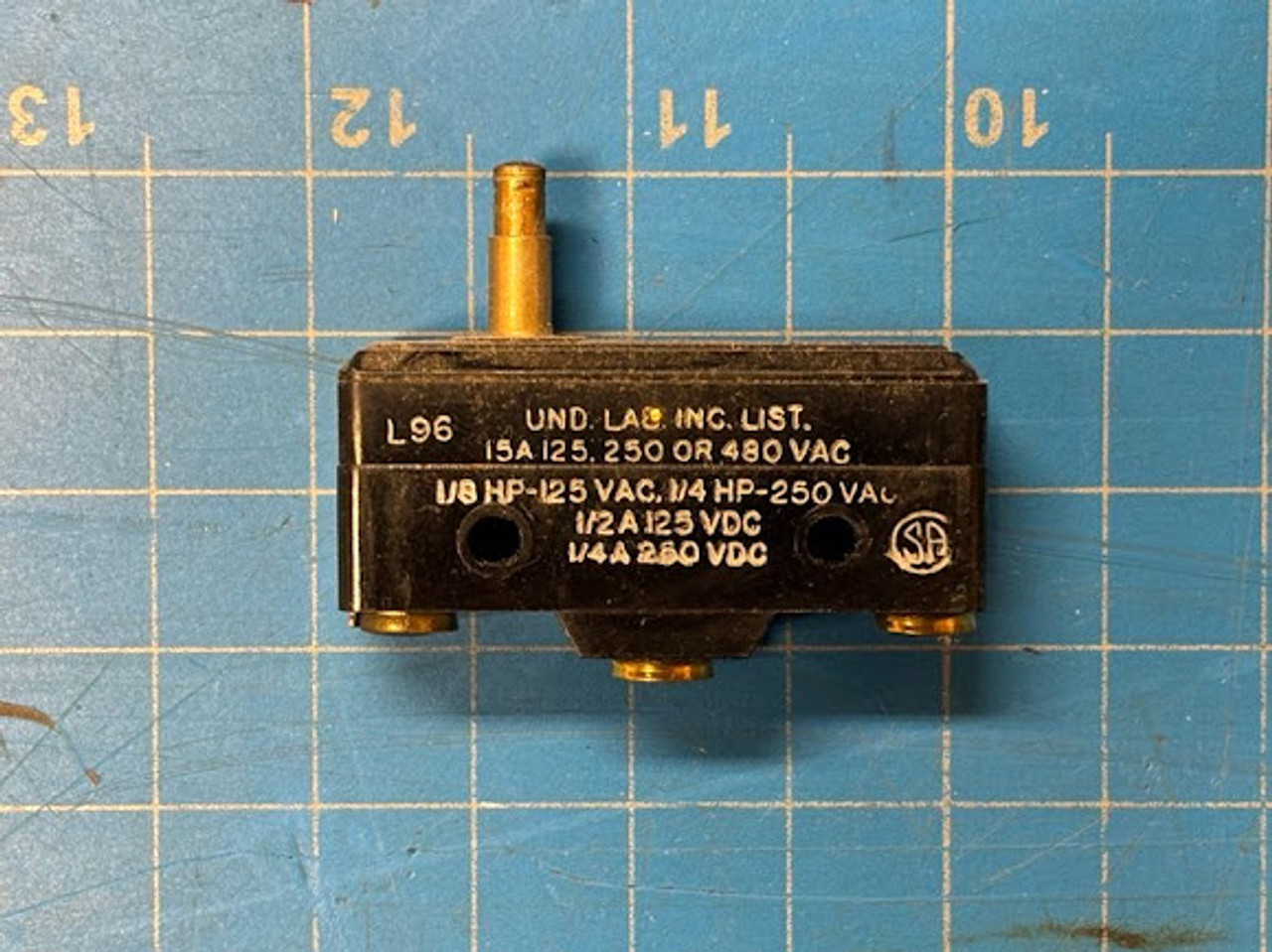 Honeywell 125VAC 15A Micro Limit Switch BZ-2RS-A2