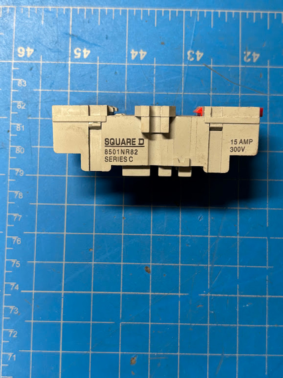 Square D Ser C 15A 300V Contact Block Relay Socket 8501NR82