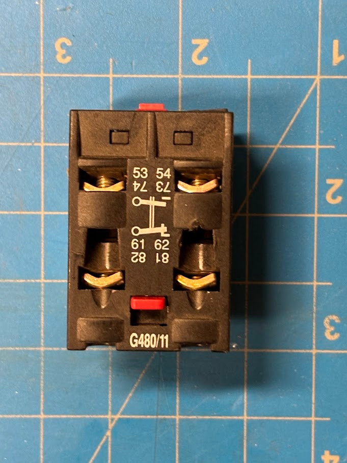 Lovato 600V Auxiliary Contact Block G480/11