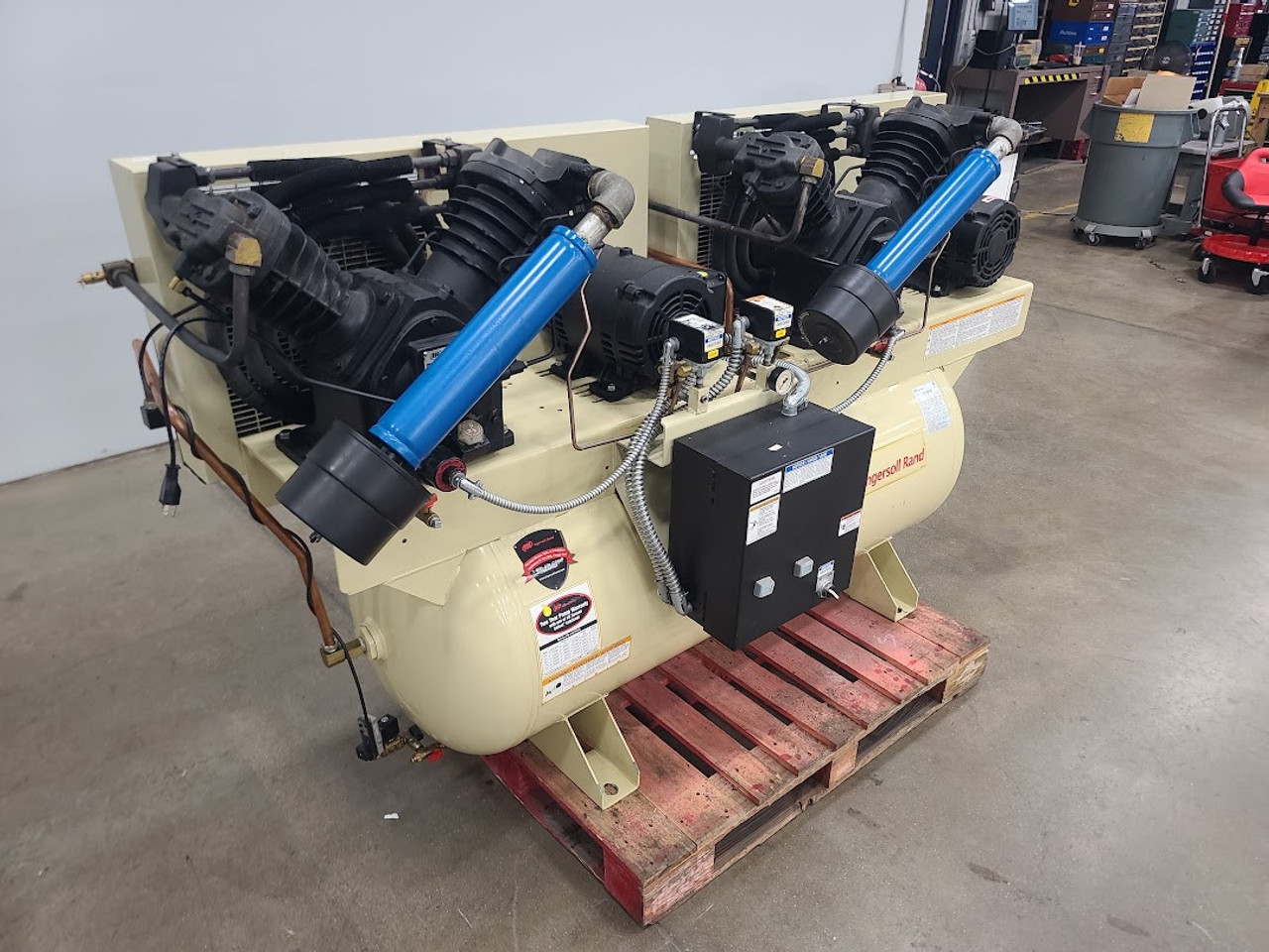 Ingersoll Rand 20hp (2 x 10HP) Premium Duplex Air Compressor, 120 Gal Tank, 3ph 70cfm 2-2545E10-P