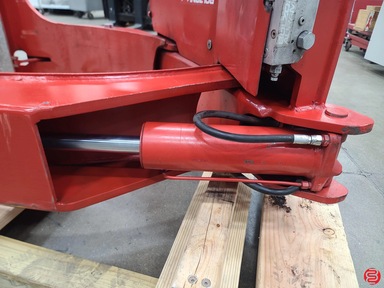 2021 Bolzoni Auramo Roll Clamp Attachment