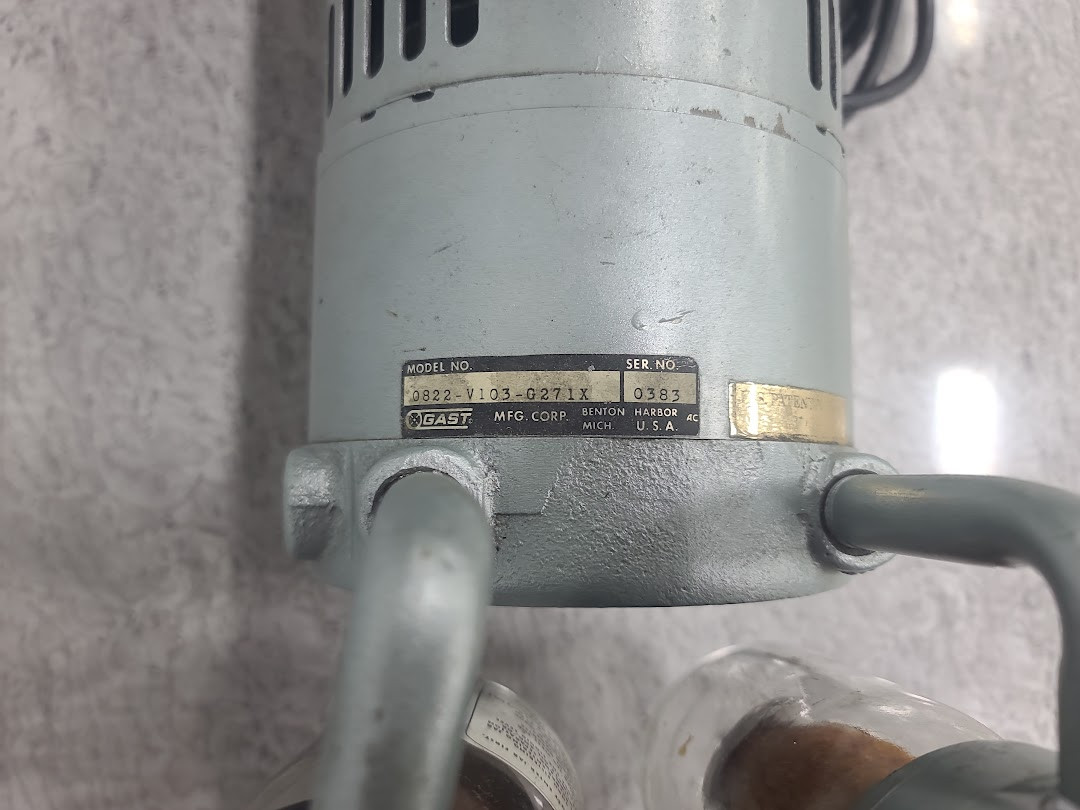 Gast .5HP 115/230V Rotary Vane Air Pump 0822-V103-G271X