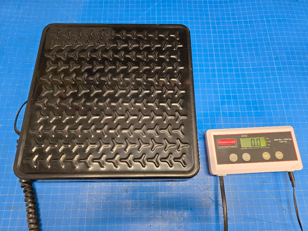 Rubbermaid 400lb / 180kg Digital Utility Scale 4040-88