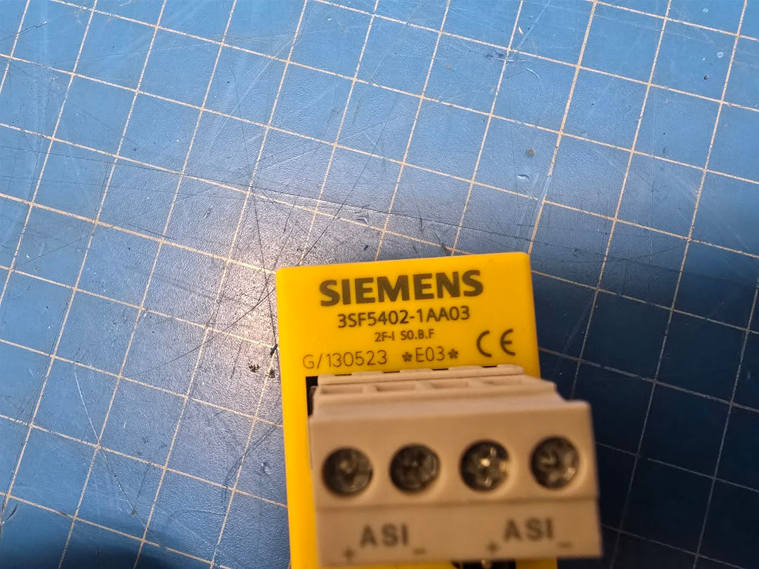 Siemens AS-Interface F-Adapter E-Stop 3SF5402-1AA03