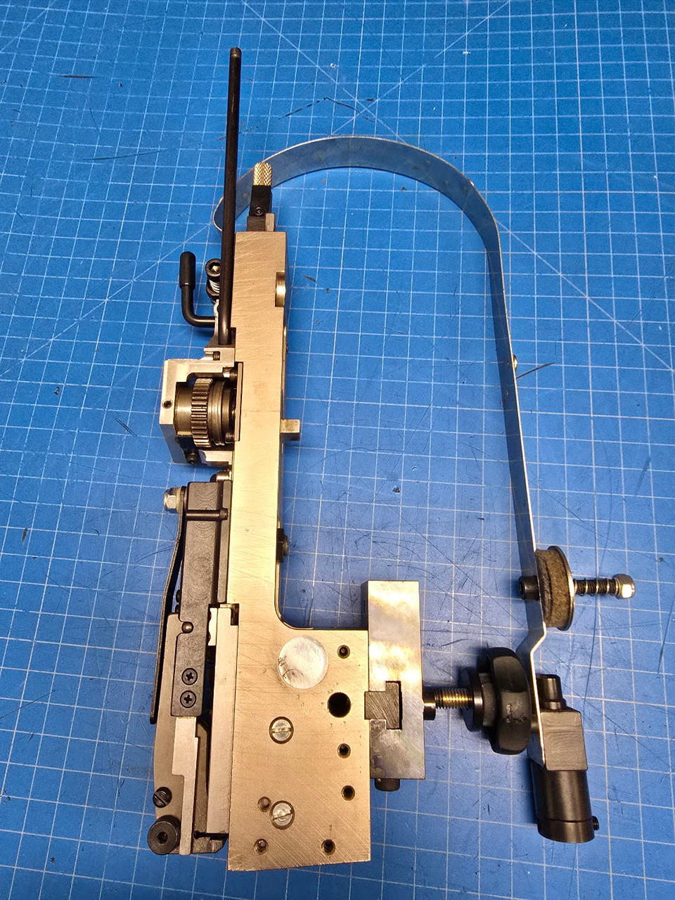 DeLuxe G5 Stitcher Head