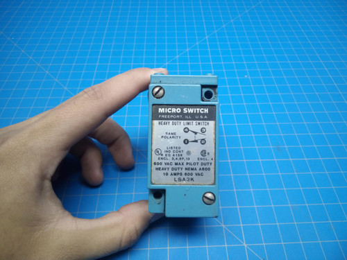 Micro Switch LSA3K Limit Switch - P02-000176