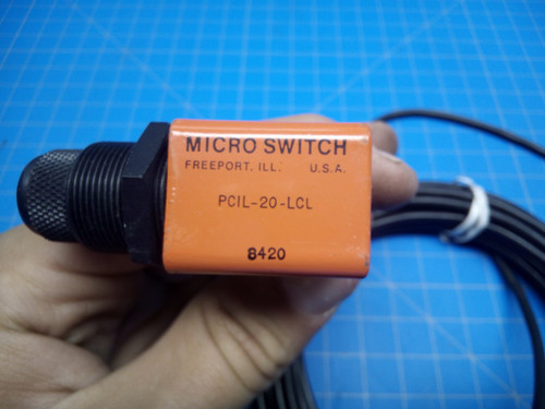 Micro Switch PC1L-20 LCL Photoelectric Sensor - P02-000192