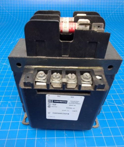 Cutler-Hammer 240/480 to 110/120 VAC Control Transformer C0250E2AFB
