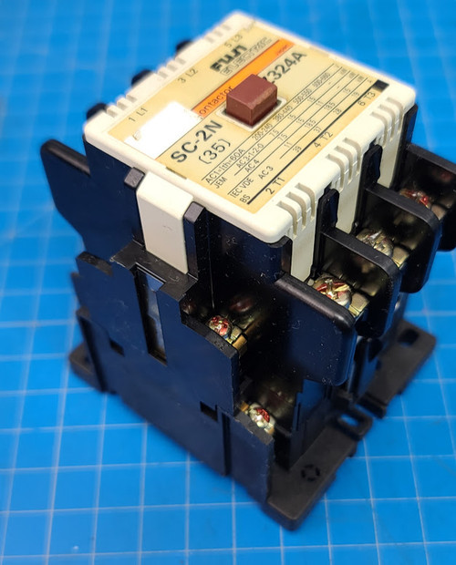 Fuji Electric SC-2N Contactor Z324A