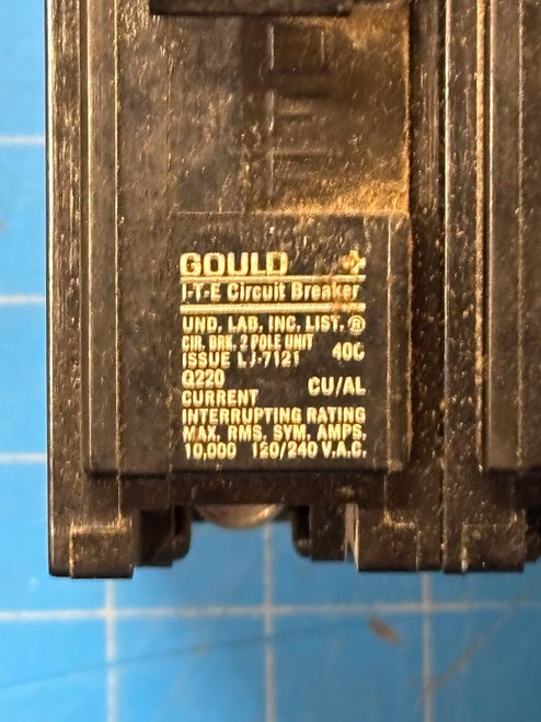 Gould ITE 240VAC Circuit Breaker Q220